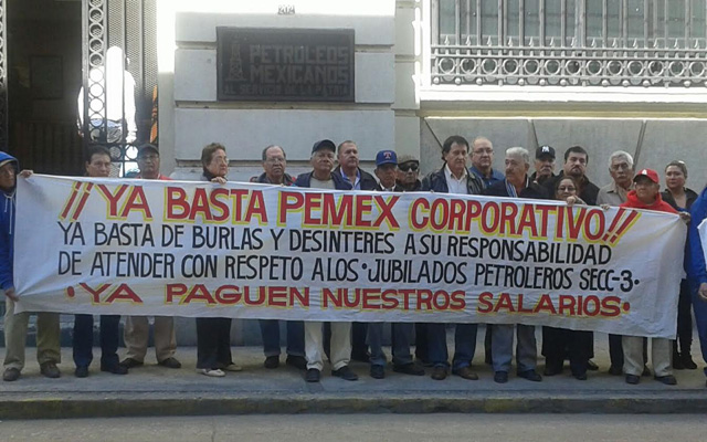 jubilados-pemex-huelga-1
