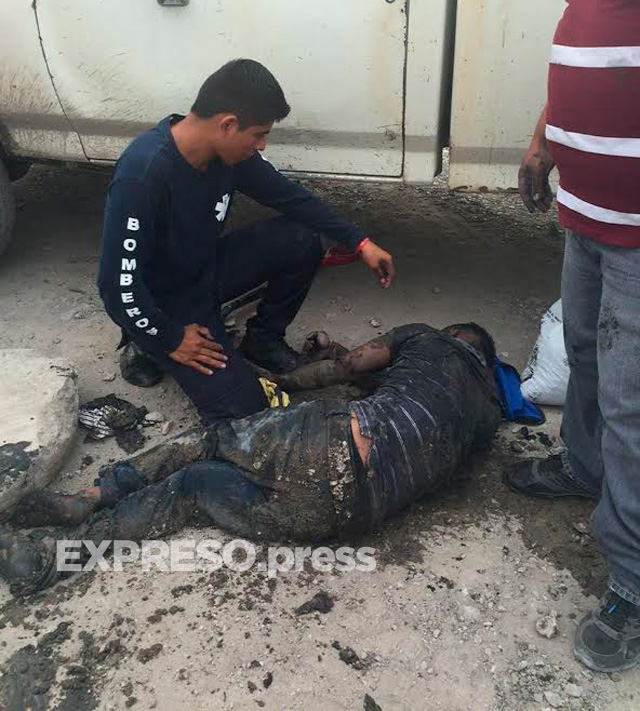 rescatan-de-alcantarilla1