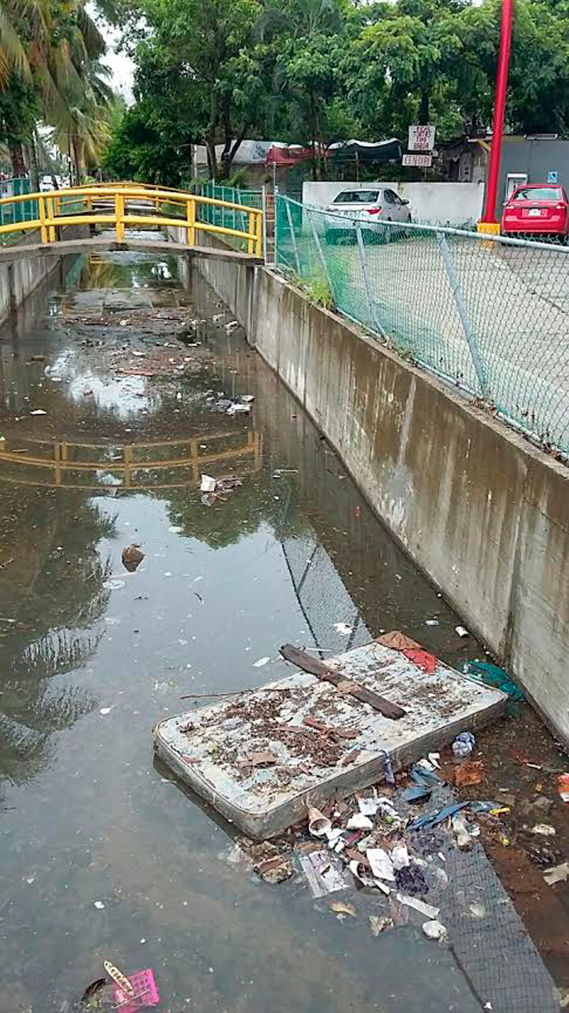 basura-en-dren1