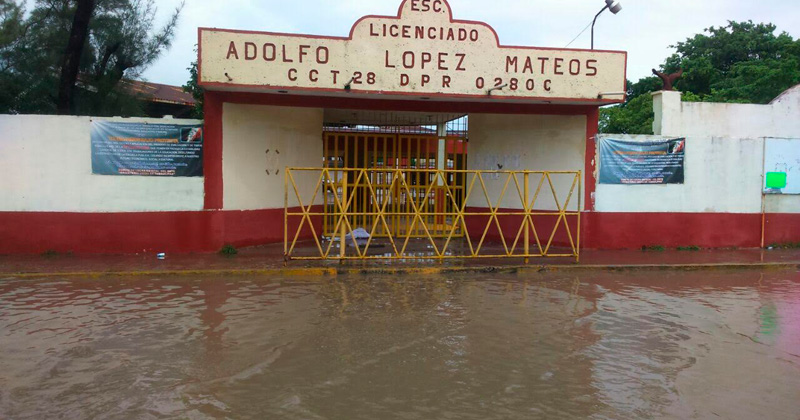 calle-inundada-en-madero1