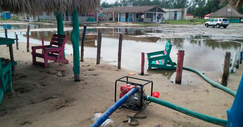 bombean-agua-a-la-playa3