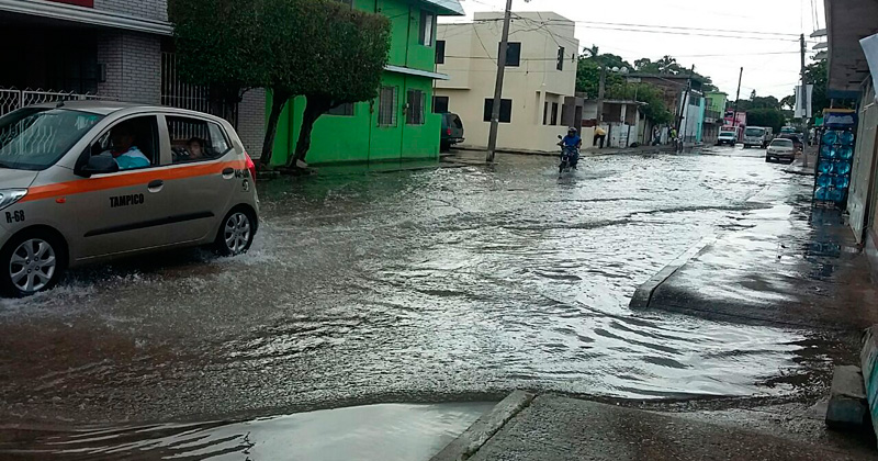 calle-con-agua4