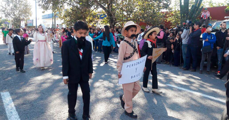 desfile-revolucion-victoria