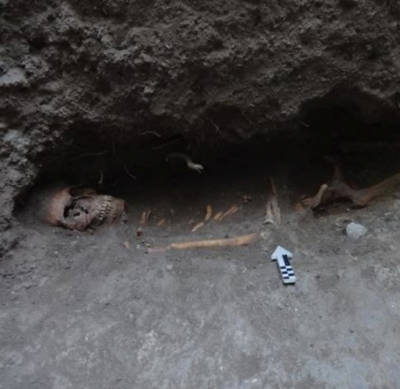 hallan-tumbas-en-tula1